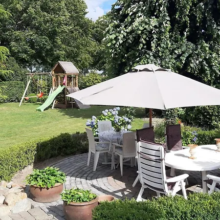 Holiday home Den Donkman *